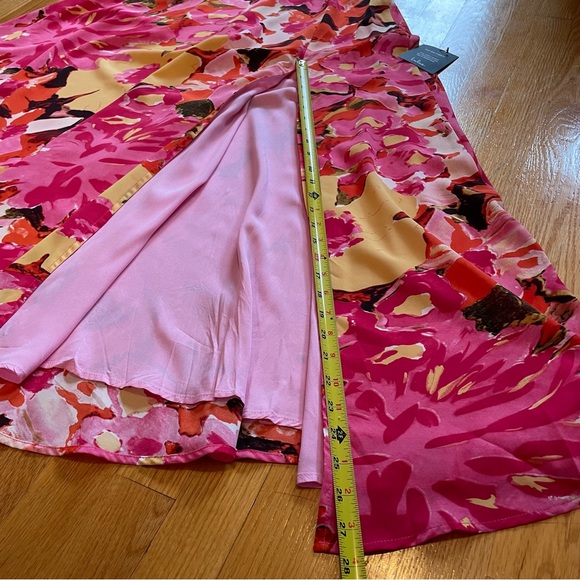 NWT Lulu’s Floral Maxi Strappy Open Back and Front Slit Size Small - Picture 7 of 15